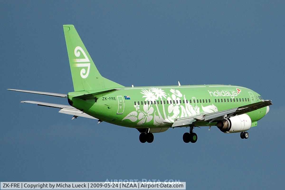 ZK-FRE, 1998 Boeing 737-3U3 C/N 28742, Getting into Auckland before the rain sets in...