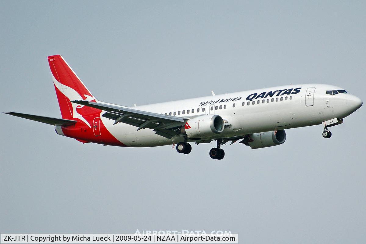 ZK-JTR, 1992 Boeing 737-476 C/N 24439, On finals
