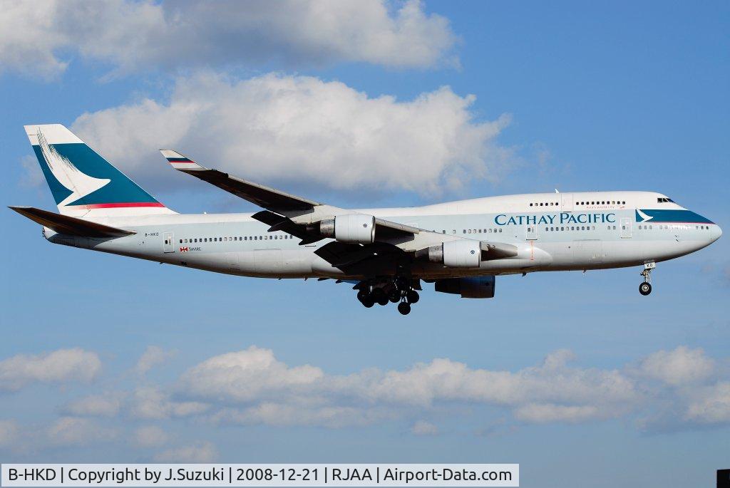 B-HKD, 1992 Boeing 747-412 C/N 26548, R/W16R approach