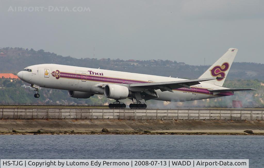 HS-TJG, 1997 Boeing 777-2D7 C/N 27732, Thai Airways