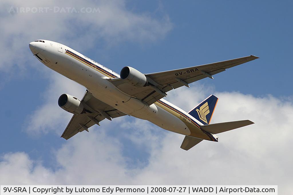 9V-SRA, 1998 Boeing 777-212/ER C/N 28513, Singapore Airlines