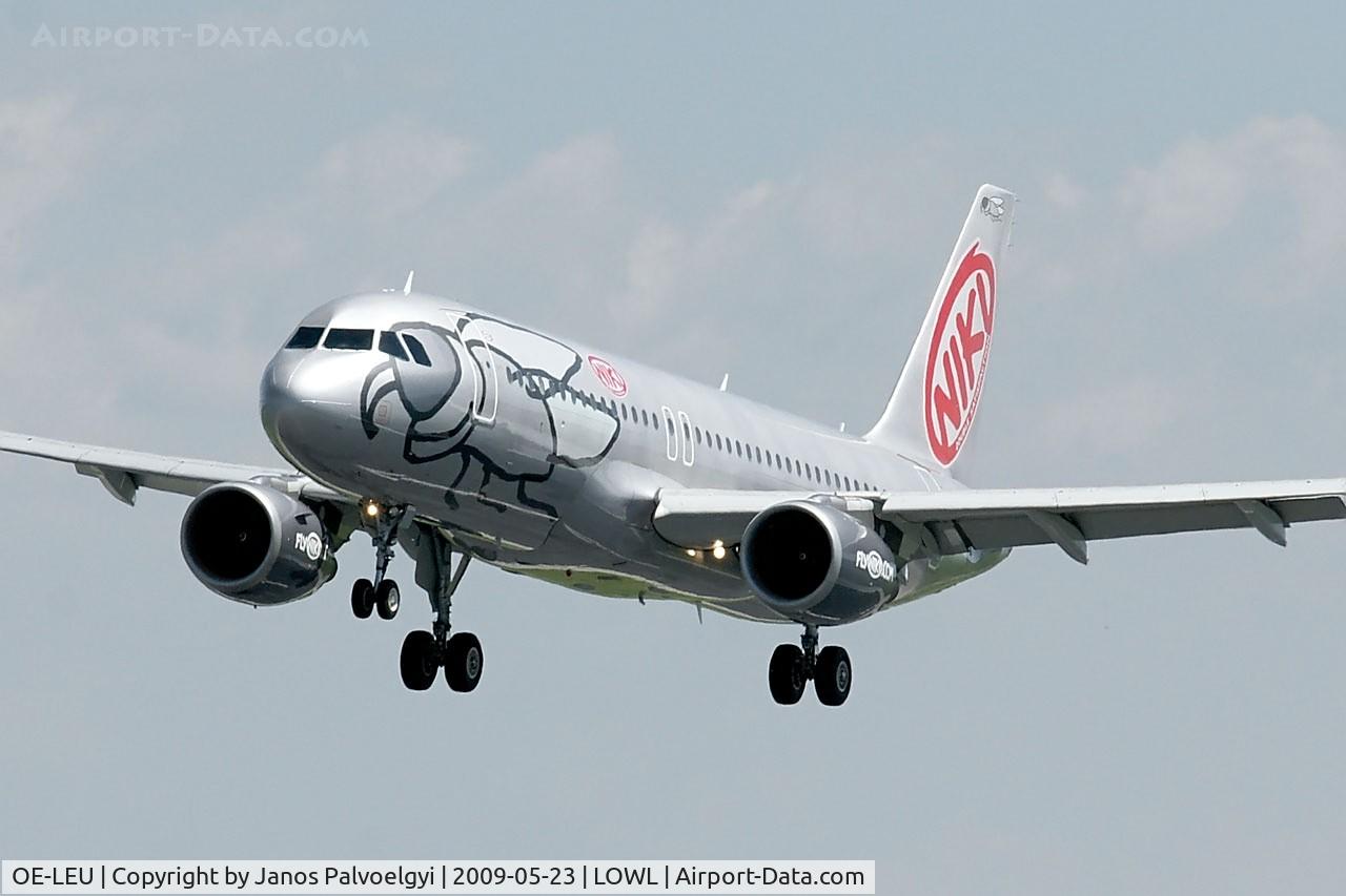 OE-LEU, 2006 Airbus A320-214 C/N 2902, FlyNiki landing LNZ