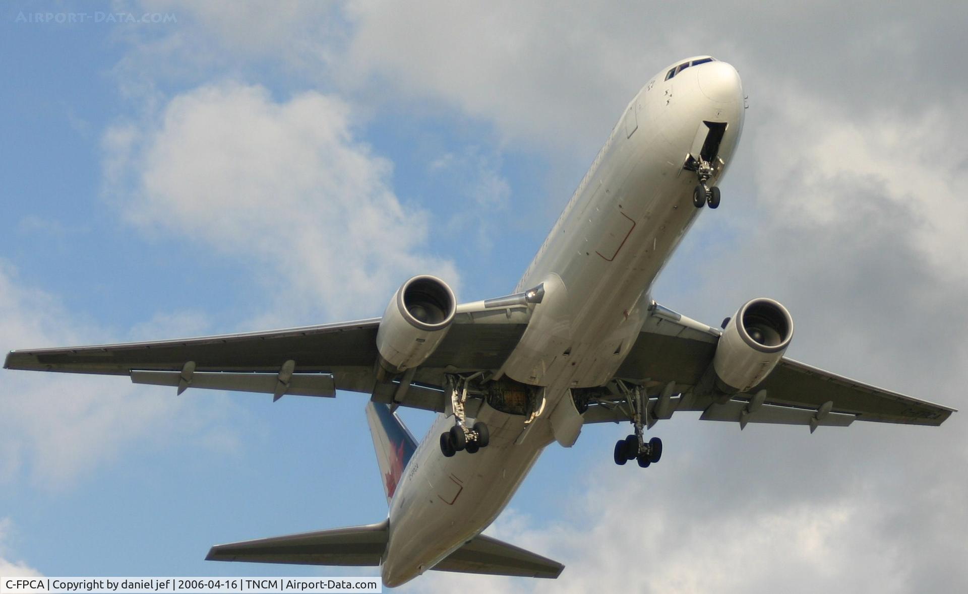 C-FPCA, 1989 Boeing 767-375 C/N 24306, taking off 27