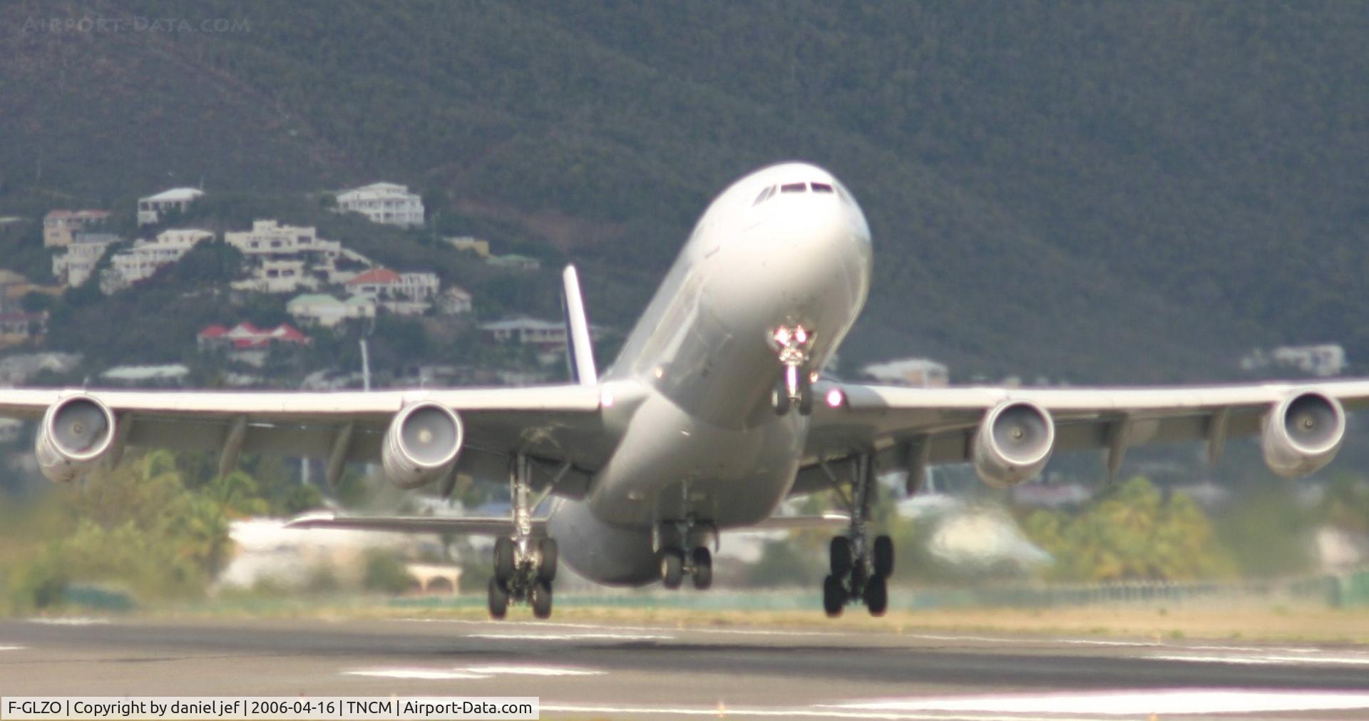 F-GLZO, 1998 Airbus A340-313X C/N 246, taking off 27