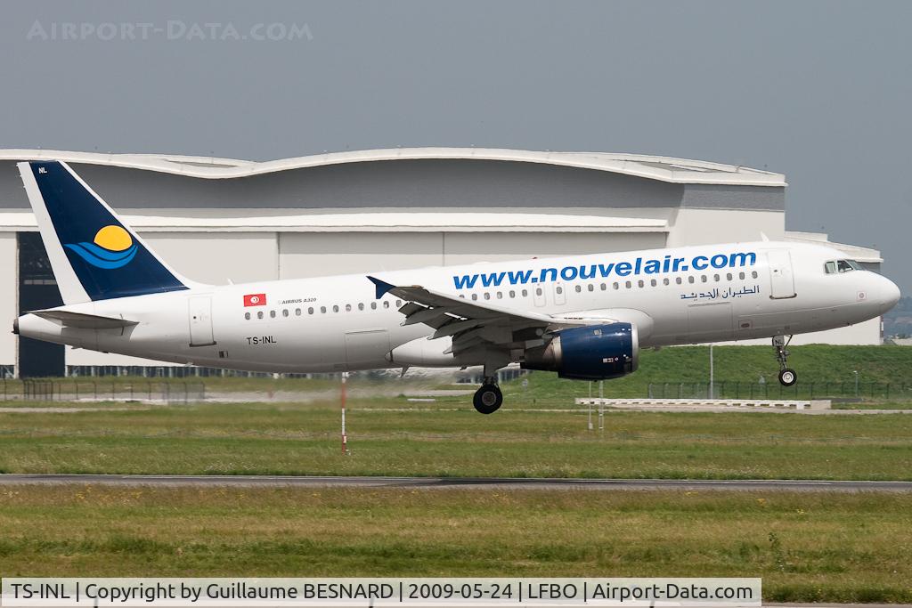 TS-INL, 1993 Airbus A320-211 C/N 400, Landing 14R
