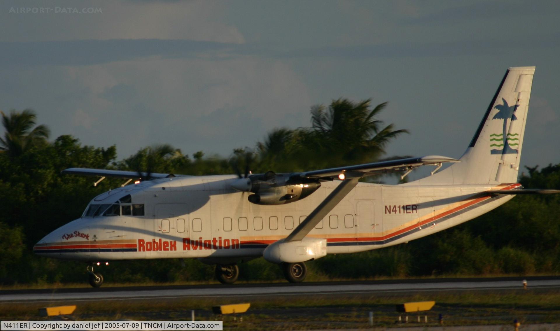 N411ER, 1987 Short SD3-60-300 C/N SH3726, taking off