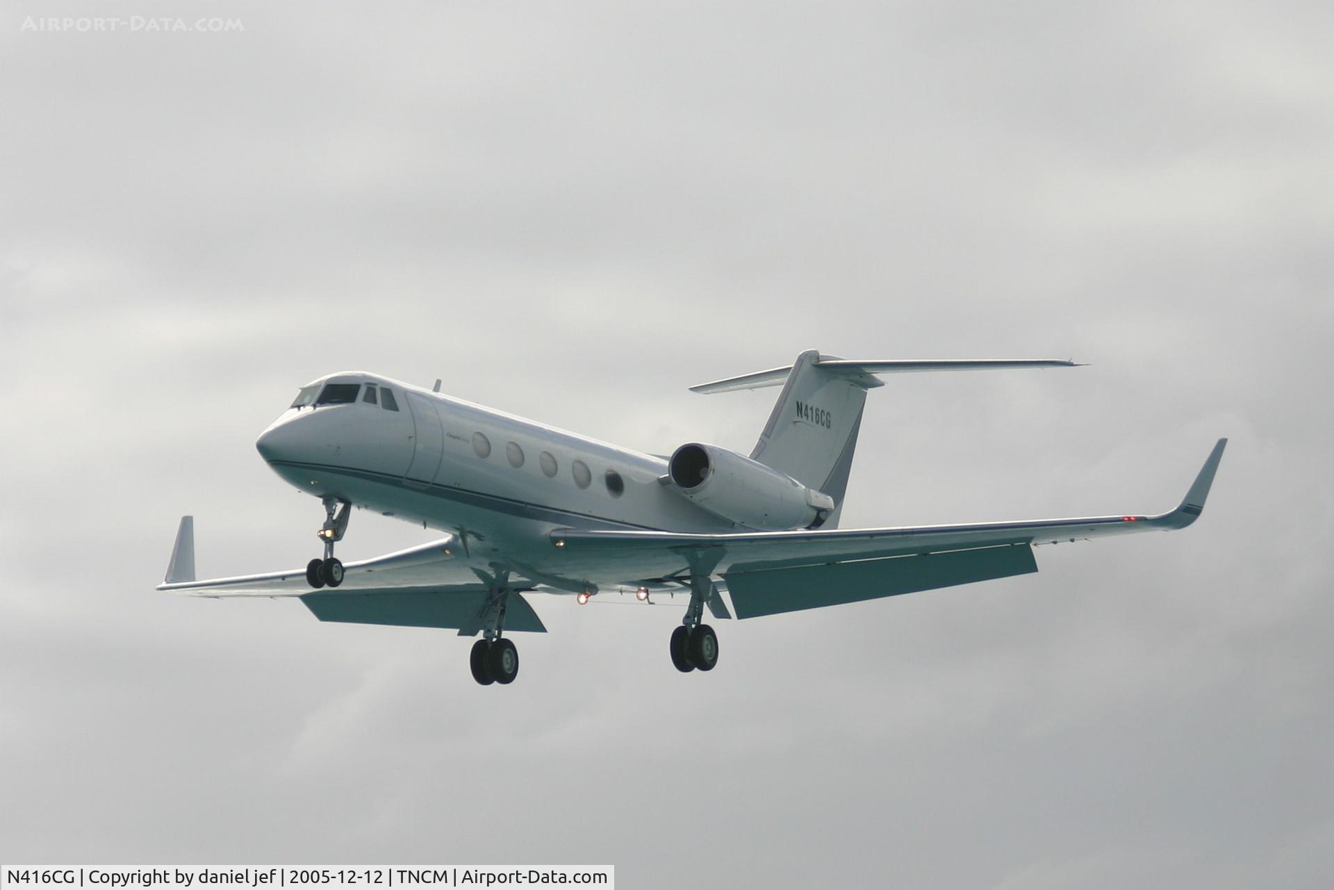 N416CG, 1976 Grumman G-1159 Gulfstream II C/N 180, Landing 10