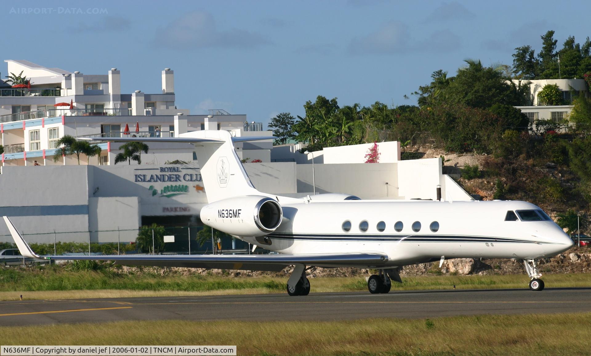 N636MF, 2006 Gulfstream Aerospace GV-SP (G550) C/N 5112, taking off