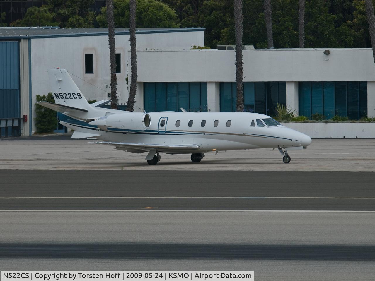 N522CS, 2004 Cessna 560XL Citation Excel C/N 560-5364, N522CS taxiing