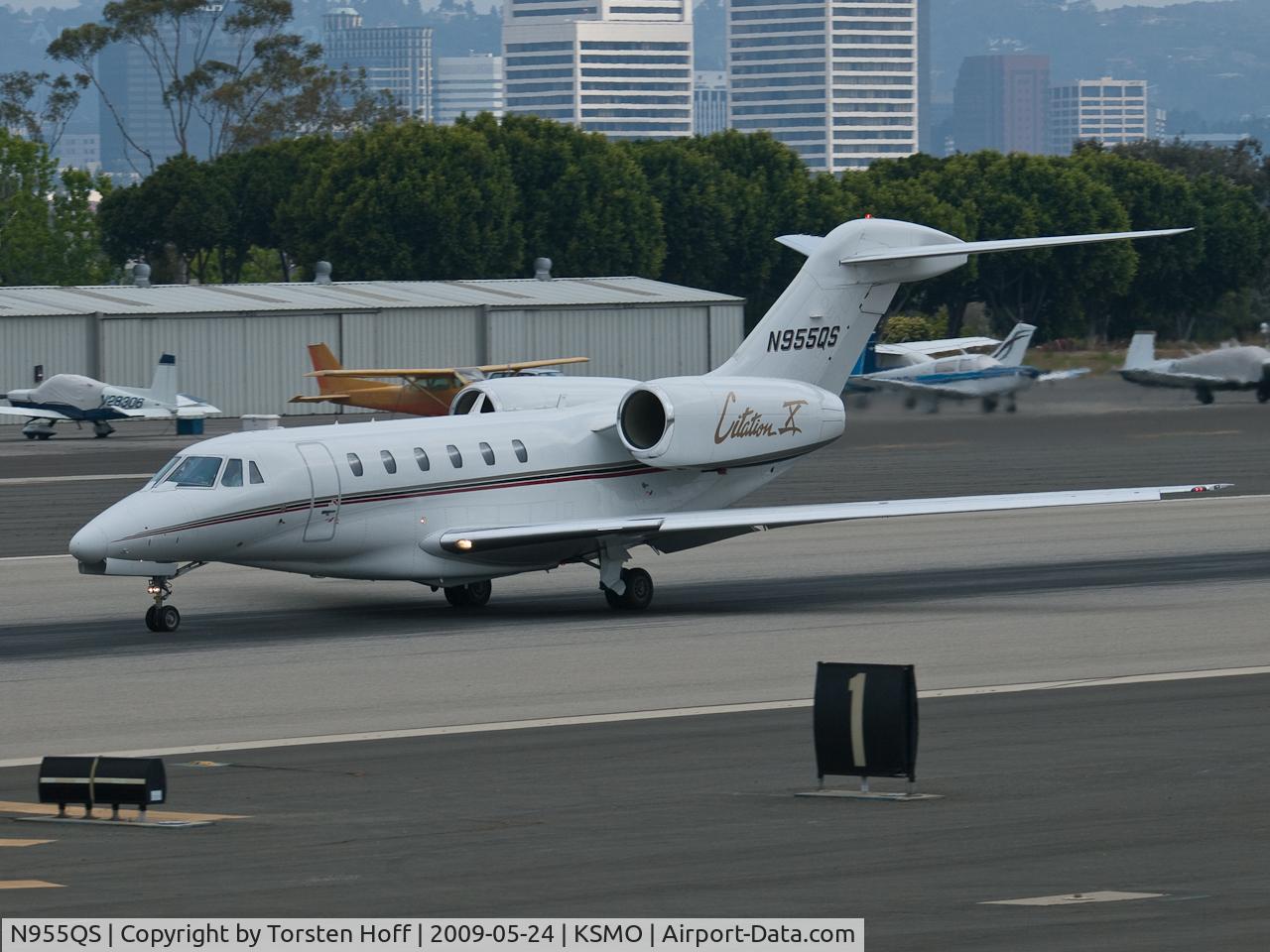 N955QS, 1998 Cessna 750 Citation X Citation X C/N 750-0055, N955QS departing from RWY 21