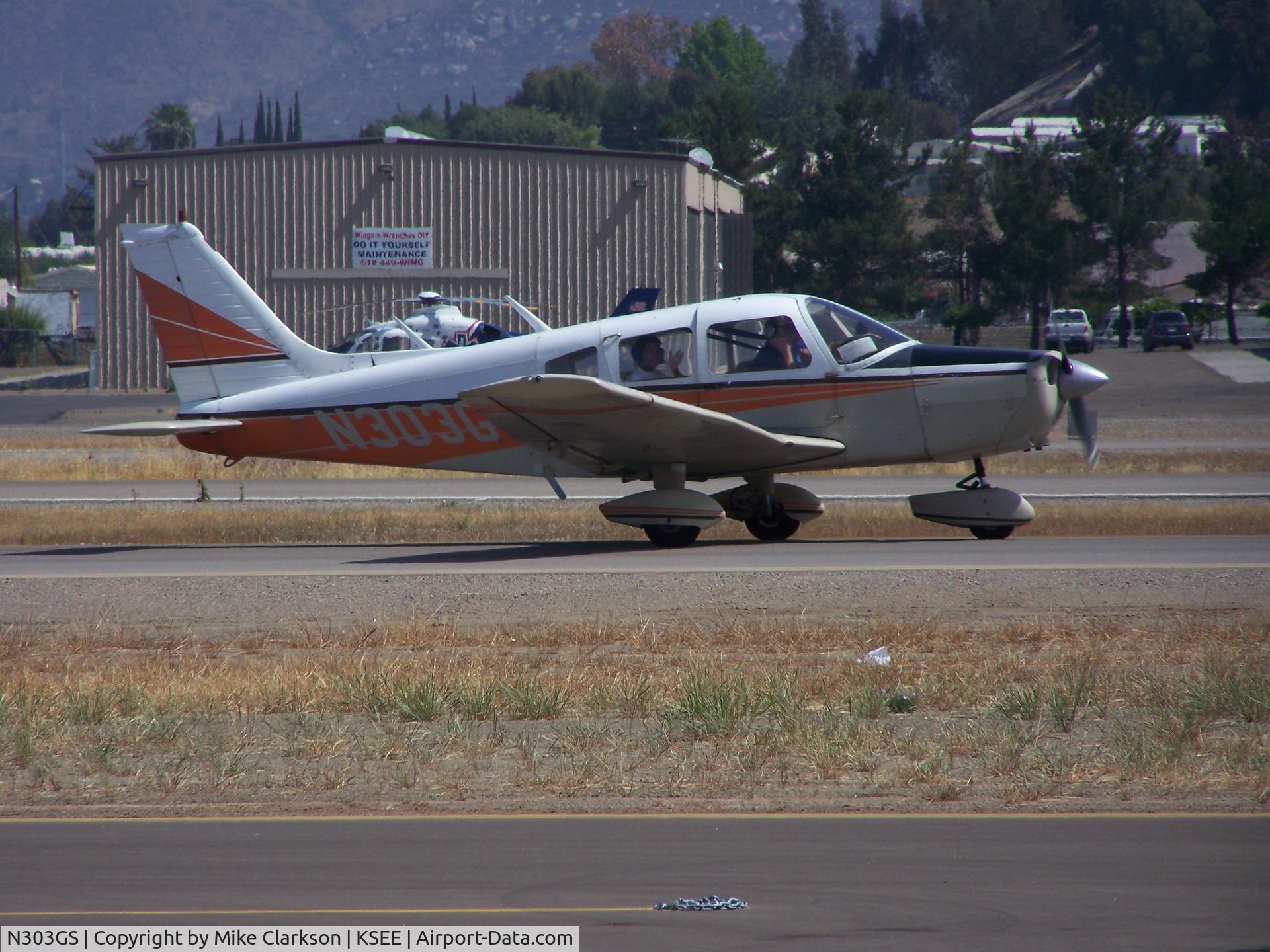 N303GS, 1977 Piper PA-28-161 C/N 28-7716208, Flight training