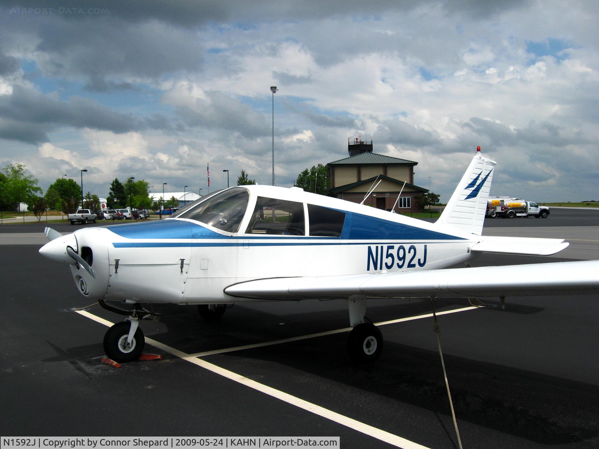 N1592J, 1967 Piper PA-28-140 C/N 28-24002, PA-28