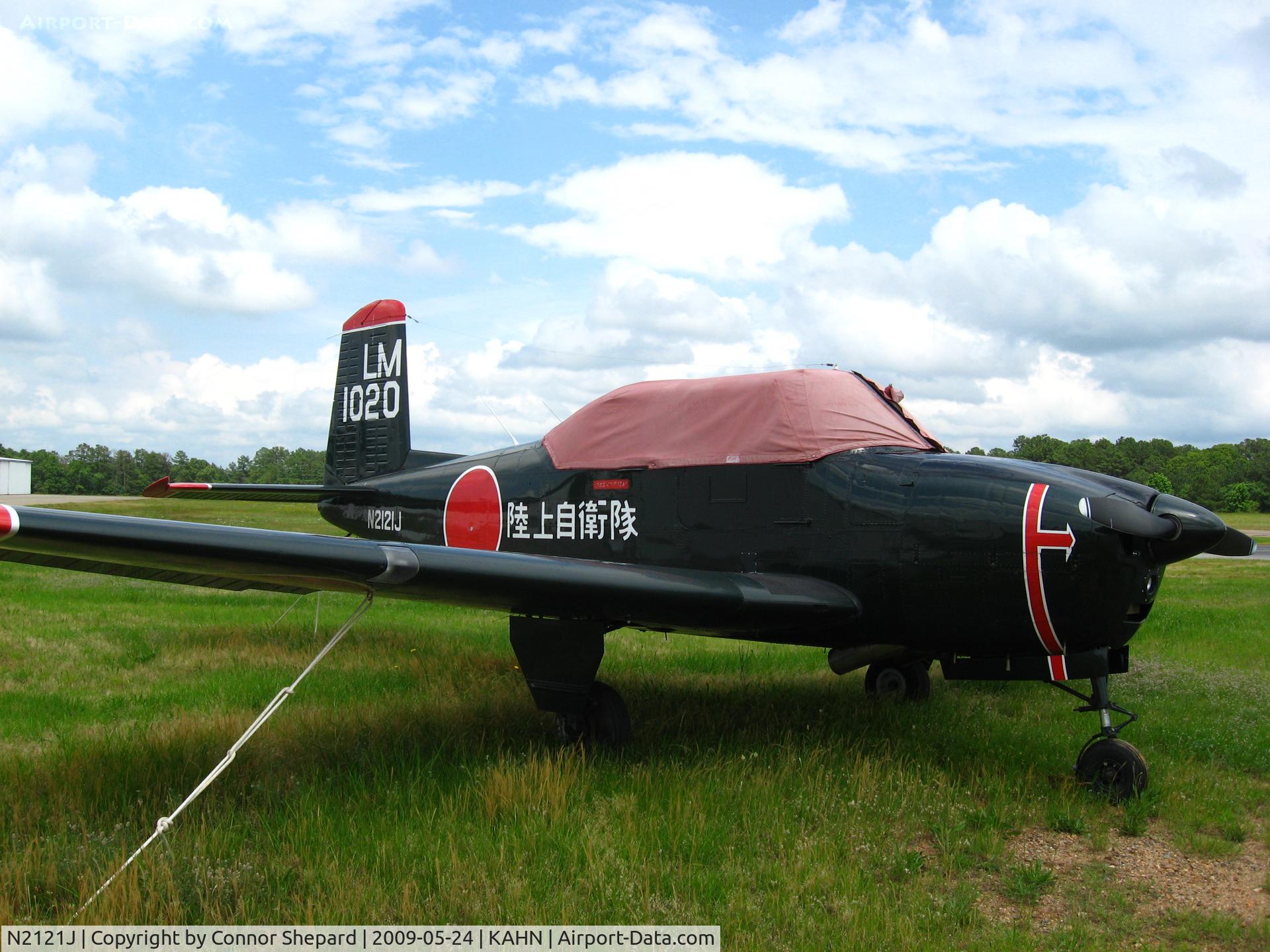 N2121J, 1957 Fuji LM-1 C/N 21020, Japanese warbird