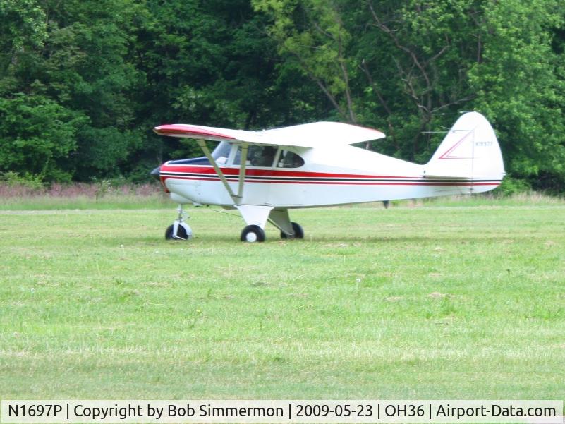 N1697P, 1954 Piper PA-22 C/N 22-2483, Riverside breakfast fly-in at Zanesville, Ohio