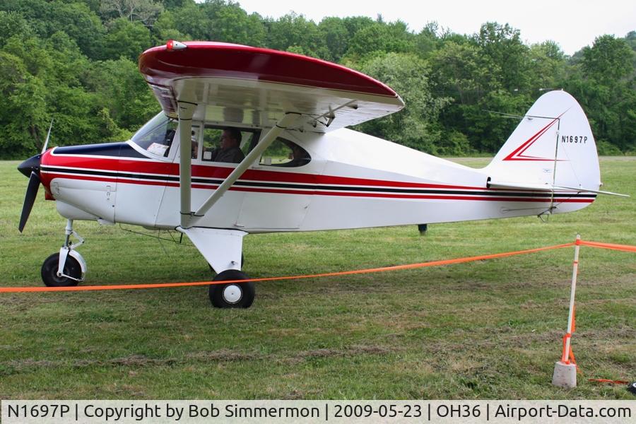 N1697P, 1954 Piper PA-22 C/N 22-2483, Riverside breakfast fly-in at Zanesville, Ohio