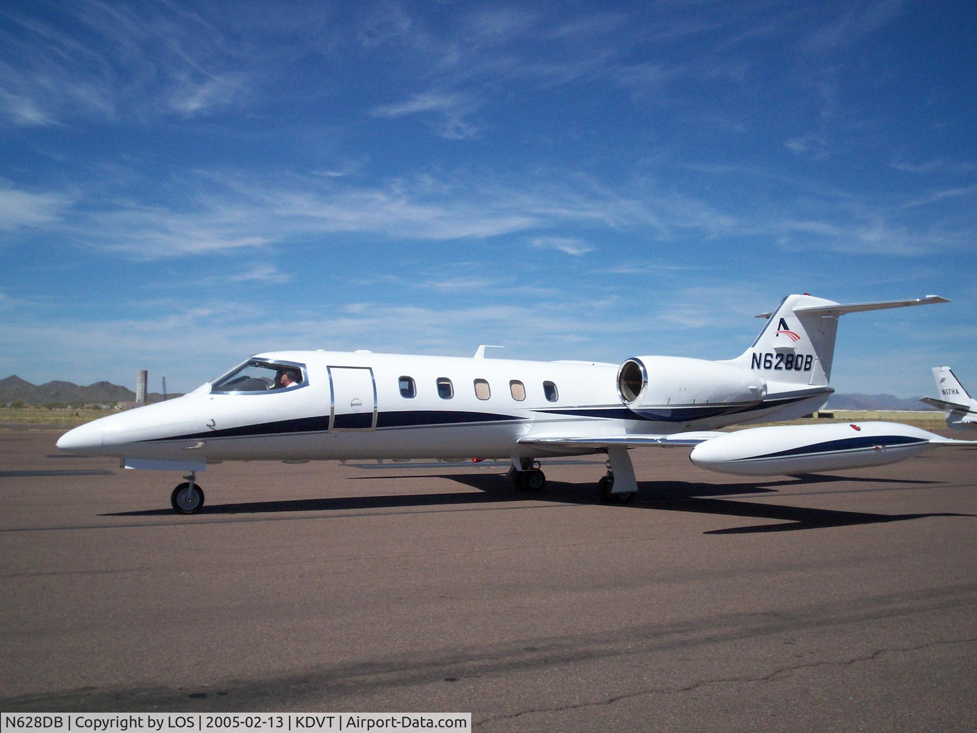 N628DB, 1979 Gates Learjet Corp. 35A C/N 246, DEPARTING THE RAMP