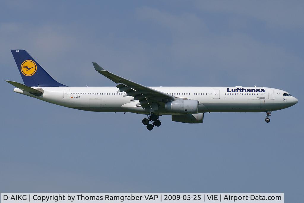 D-AIKG, 2005 Airbus A330-343X C/N 645, Lufthansa Airbus A330-300