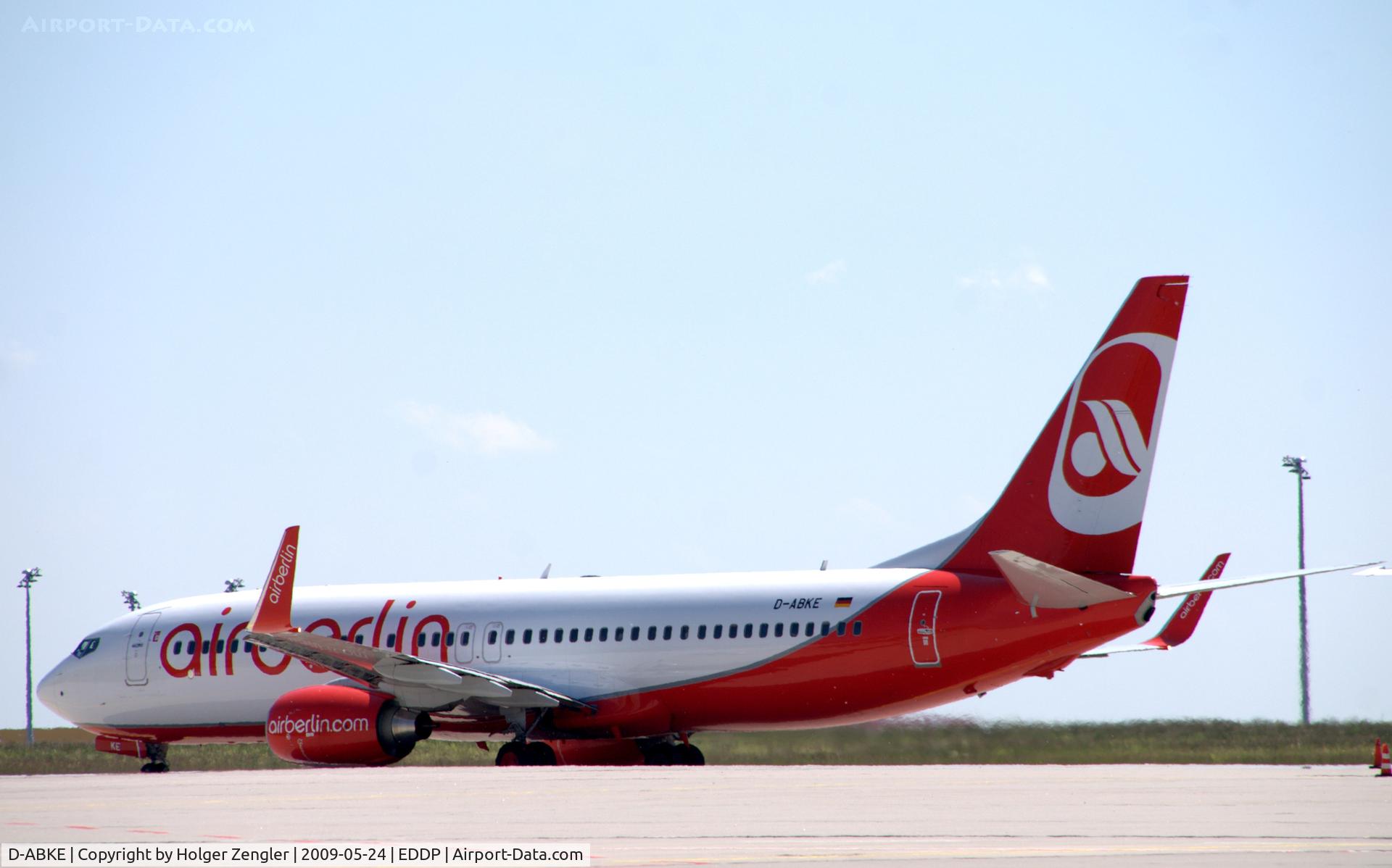 D-ABKE, 2009 Boeing 737-86J C/N 37743, Flight AB 5280 to Hurghada (Egypt) taxiway to take off