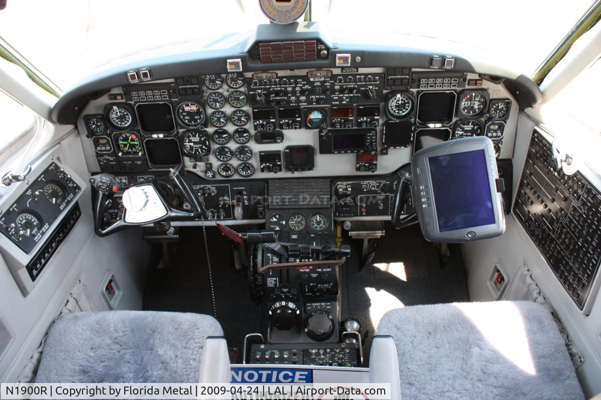 N1900R, 1993 Beech 1900D C/N UE-64, Beech 1900D