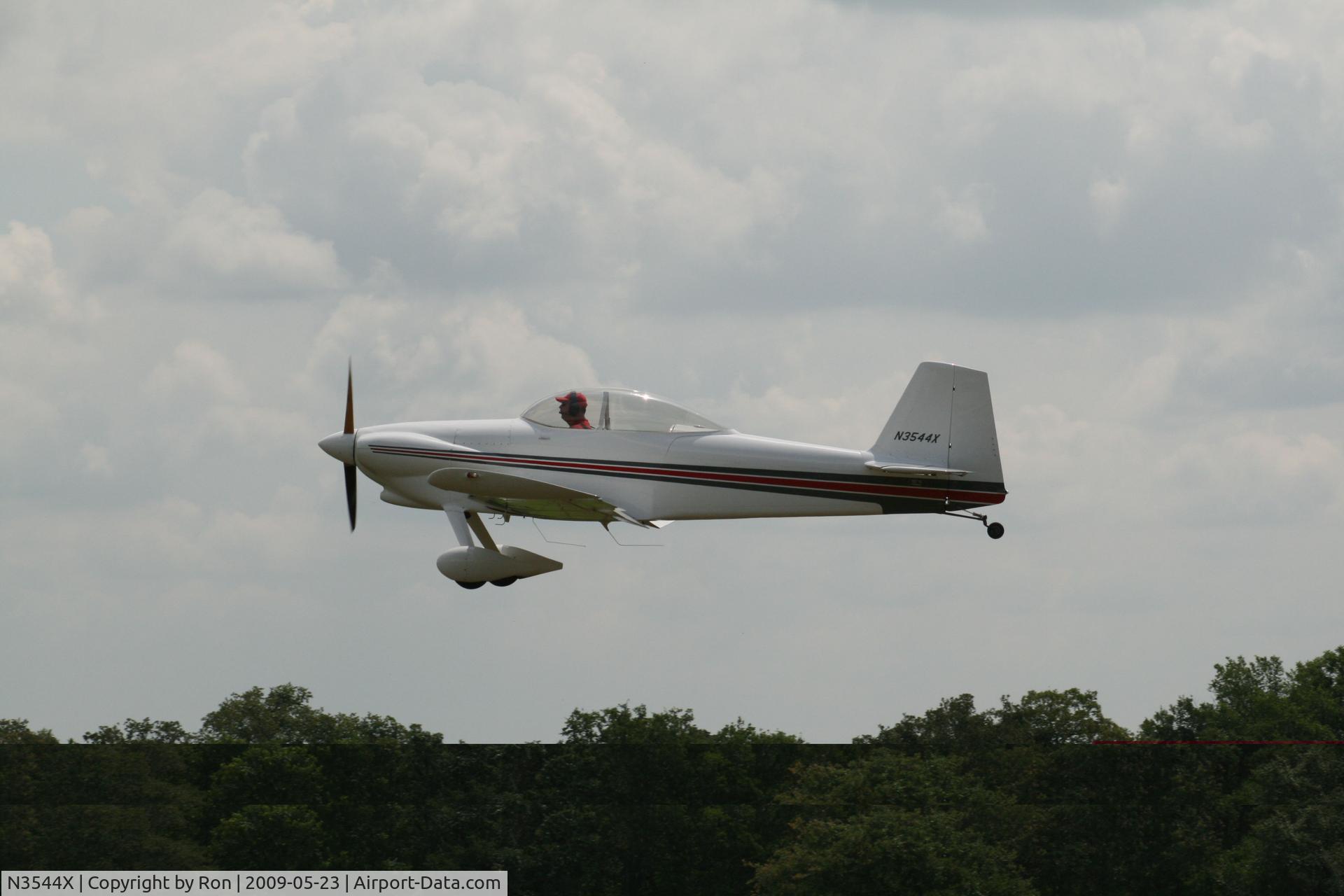 N3544X, Mitsubishi MU-2B C/N 012, Seen near Harwood TX on May 23, 2009
