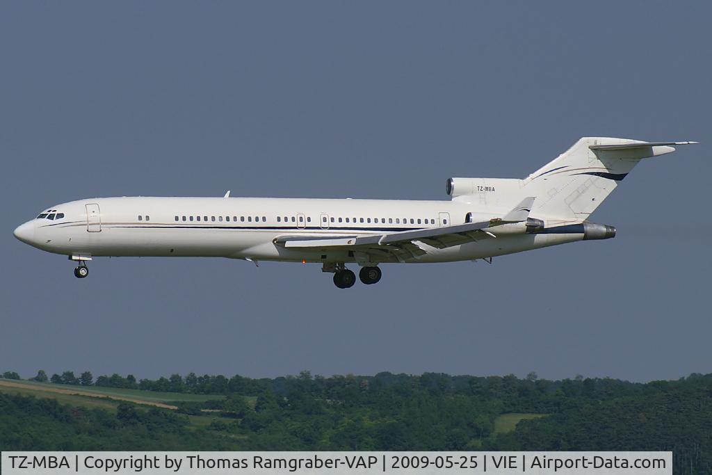 TZ-MBA, 1980 Boeing 727-2K5 C/N 21853, Mali - Government Boeing 727-200