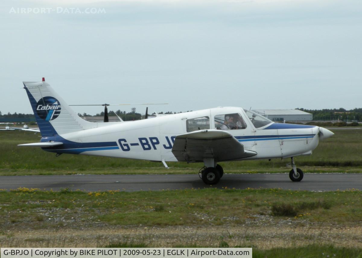 G-BPJO, 1988 Piper PA-28-161 Cadet C/N 28-41014, TAXYING TO RWY 25