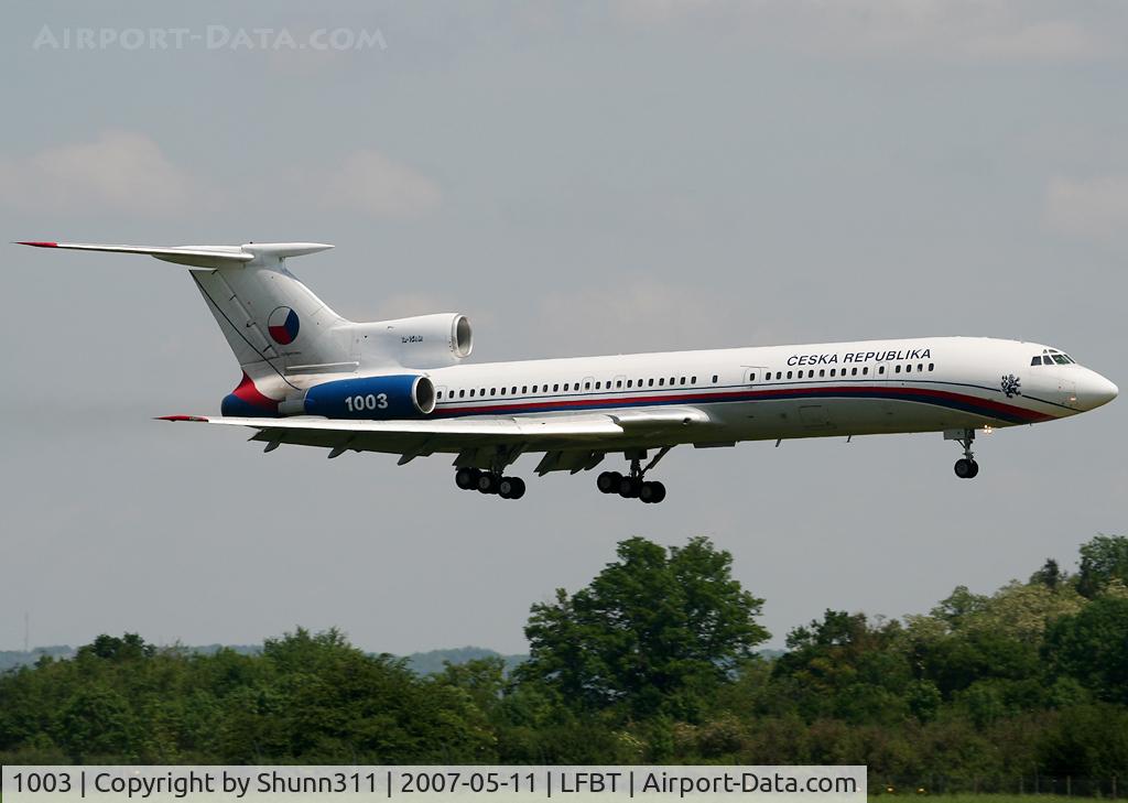 1003, 1999 Tupolev Tu-154M C/N 00A-1003, Landing rwy 20