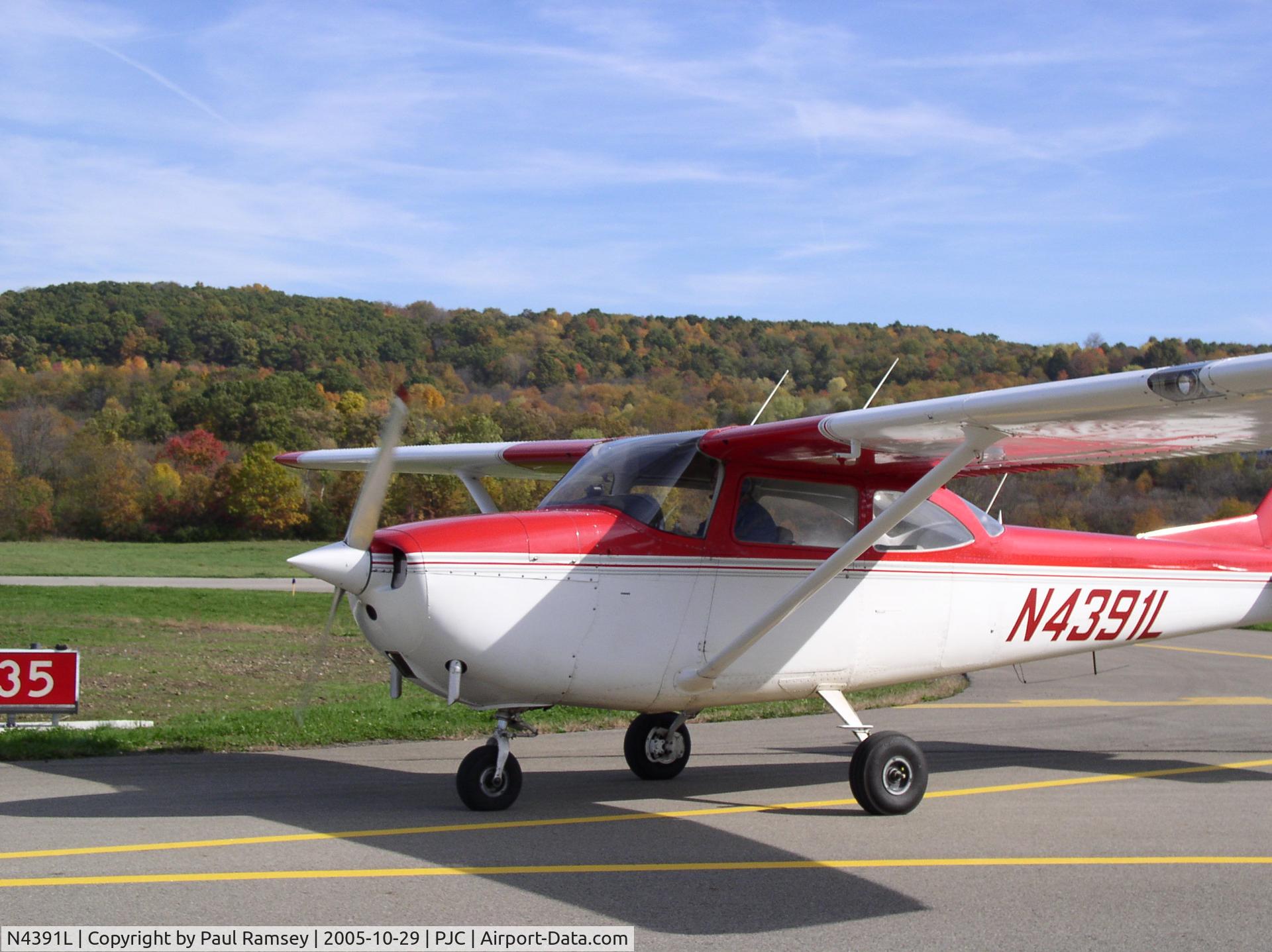 N4391L, 1966 Cessna 172G C/N 17254472, Red White - Cessna 1732-G