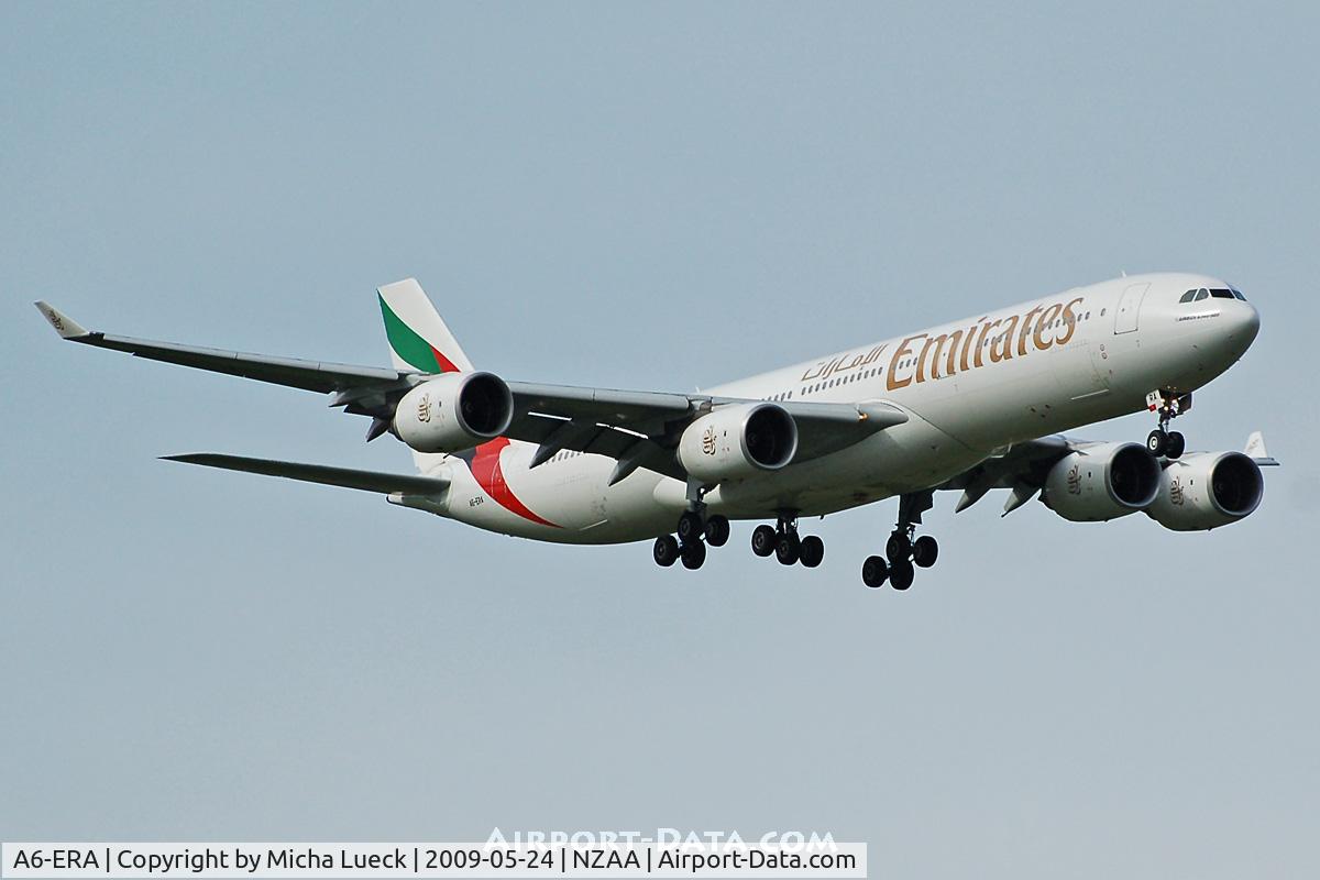 A6-ERA, 2002 Airbus A340-541 C/N 457, On finals