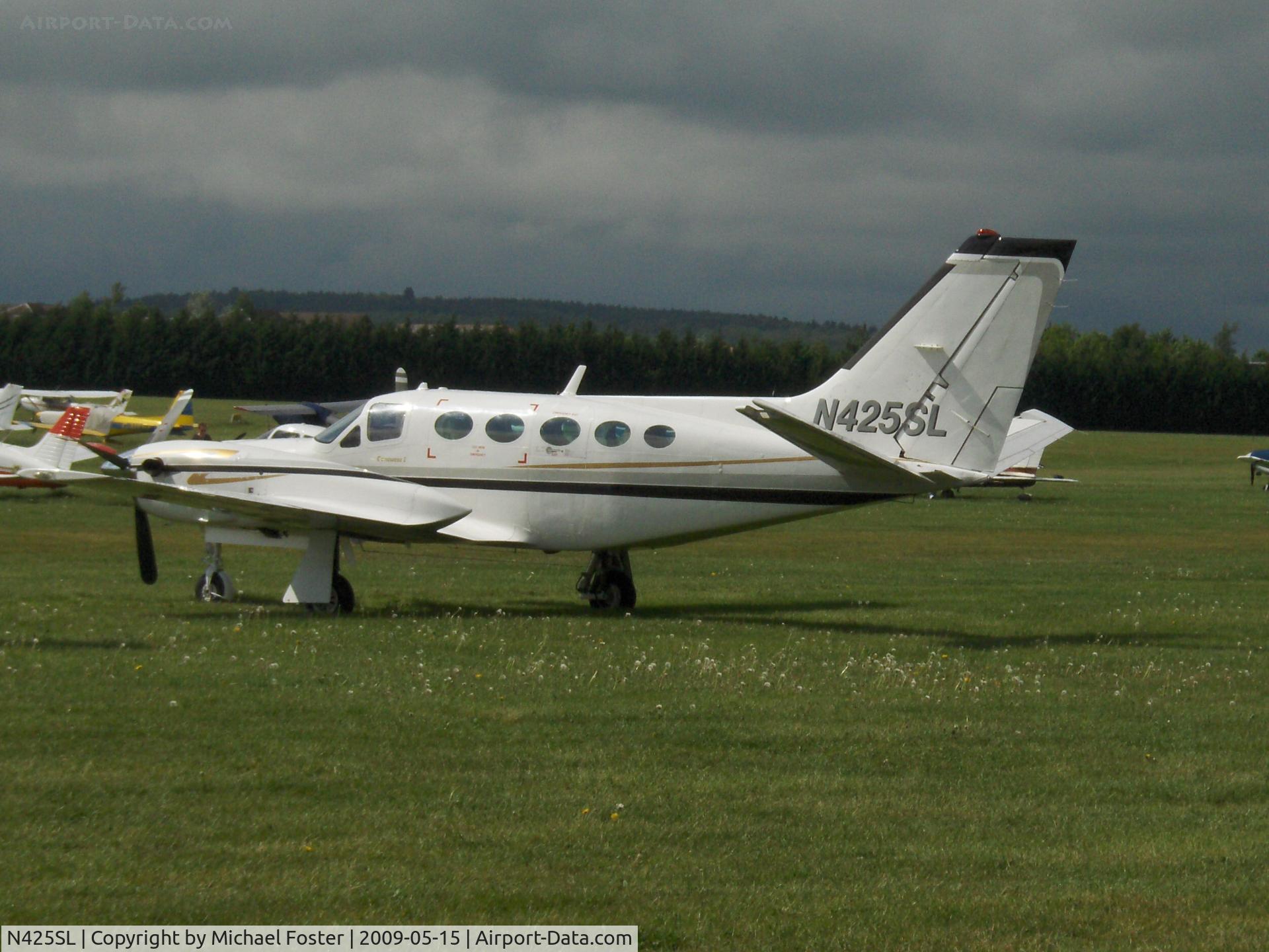 N425SL, 1987 Cessna 425 Conquest I C/N 425-0236, At White Waltham