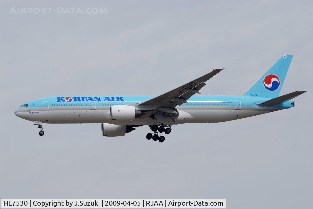 HL7530, 1997 Boeing 777-2B5/ER C/N 27945, KE titles are new font.