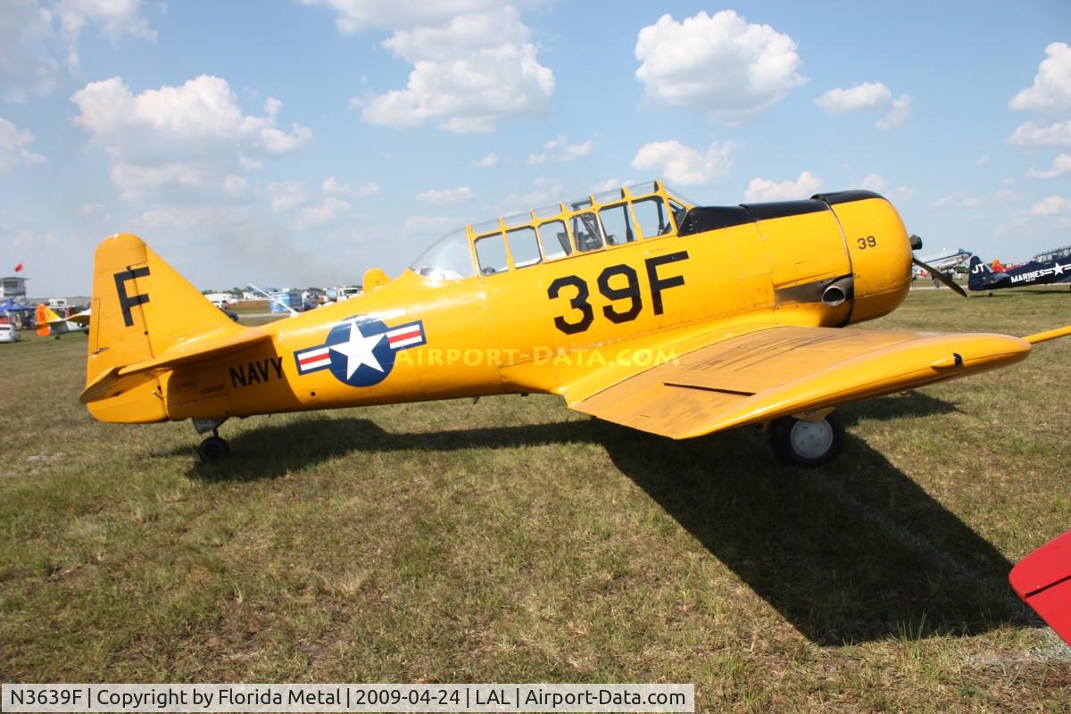 N3639F, North American SNJ-6 Texan C/N 121-43111, SNJ-6