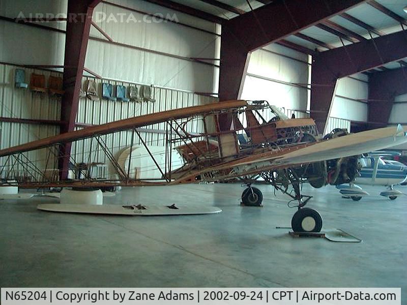 N65204, 1943 Cessna UC-78B (T-50) Bobcat Bobcat C/N 4491, At Cleburne Municipal