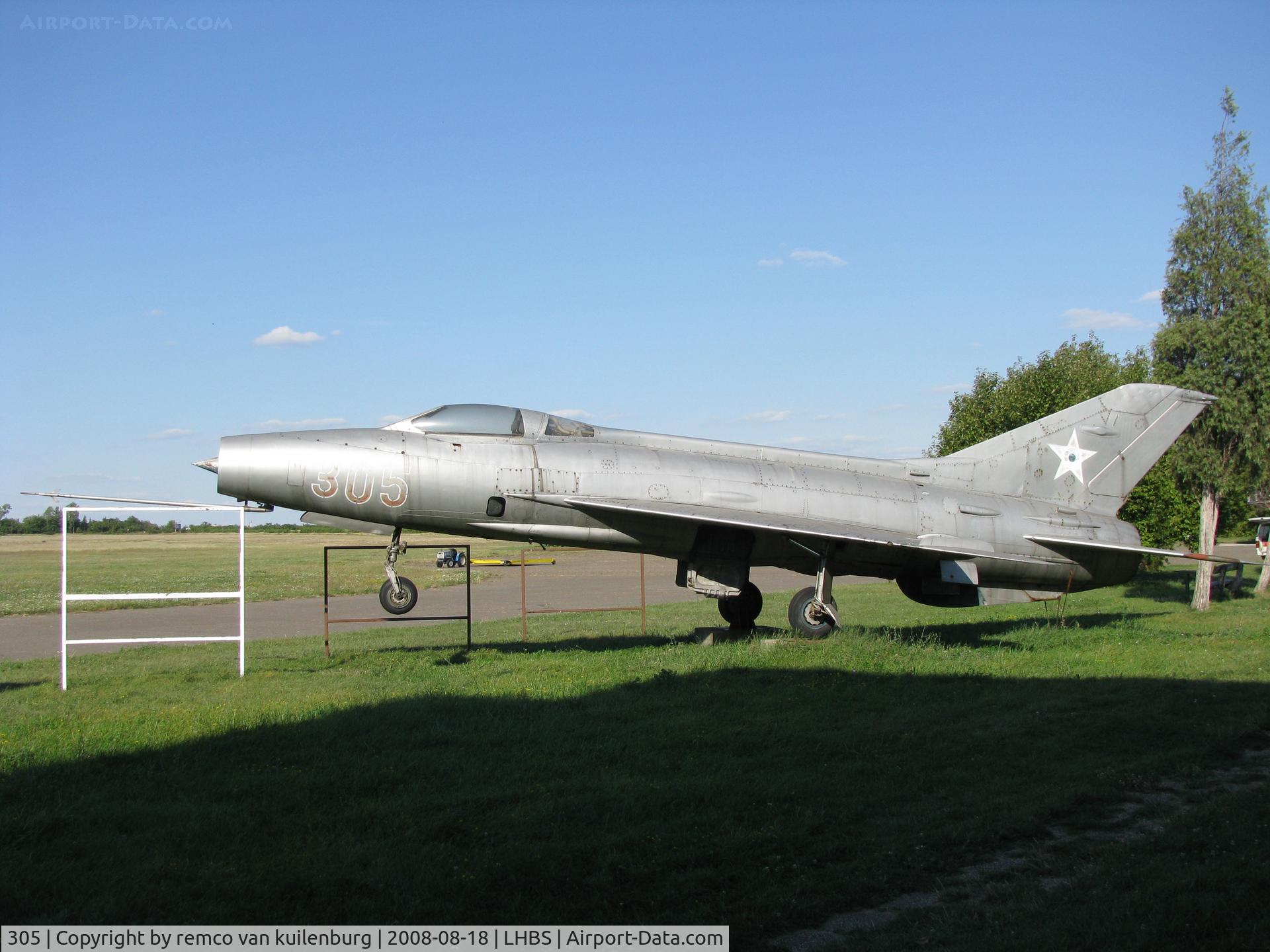 305, Mikoyan-Gurevich MiG-21F-13 C/N 741305, for many years preserved on Budaors