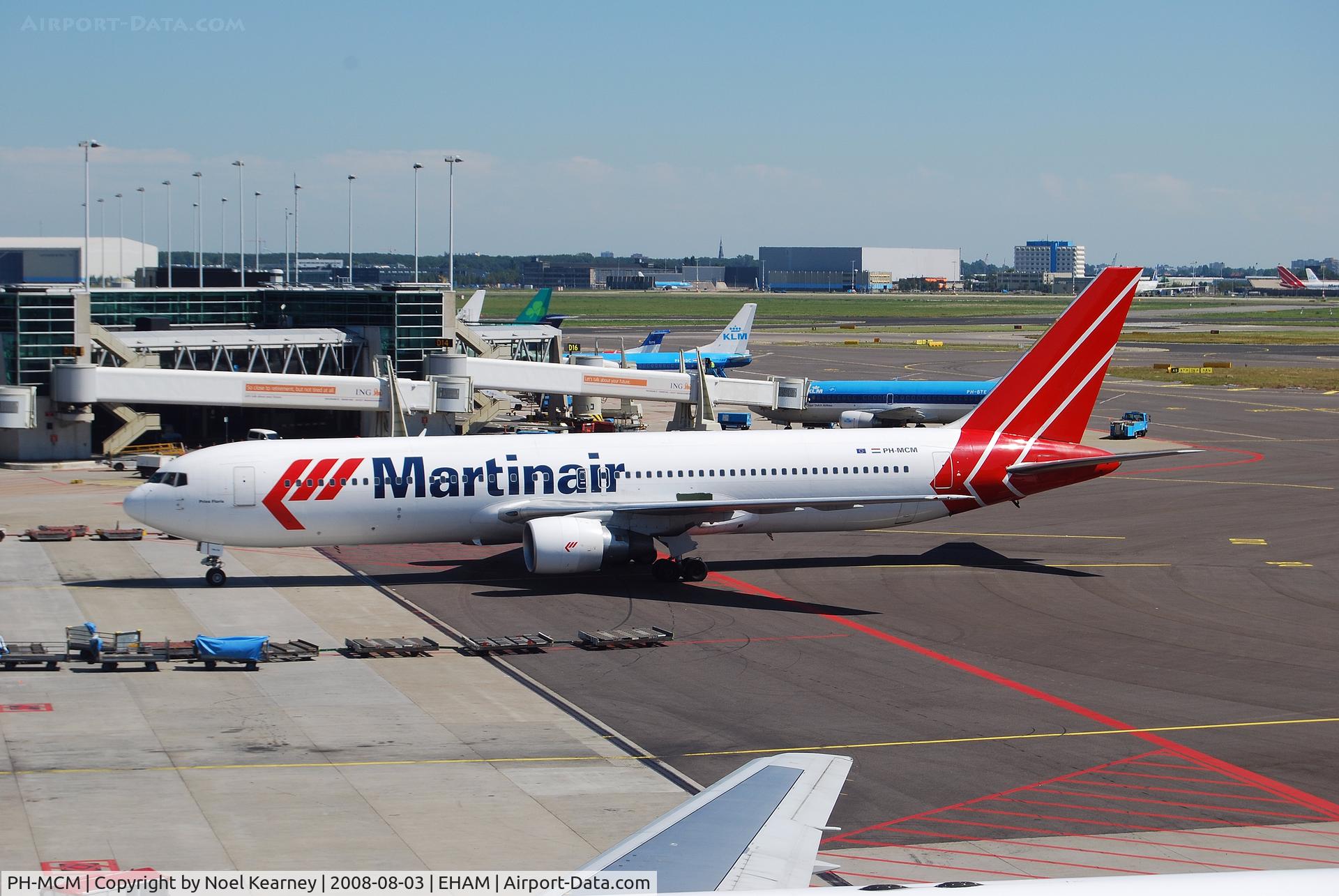 PH-MCM, 1992 Boeing 767-31A/ER C/N 26470, From Public viewing terrace