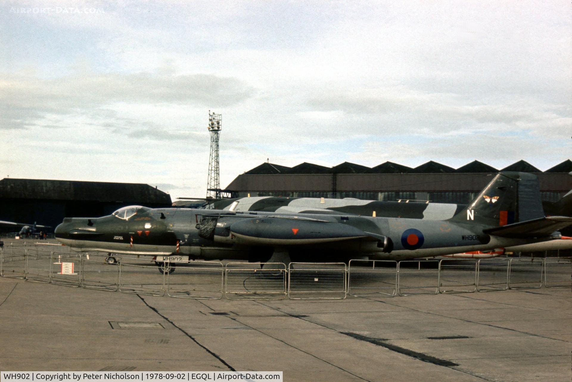 WH902, 1954 English Electric Canberra T.17 C/N SH1645, Canberra T.17 of 360 Squadron at the 1978 Leuchars Airshow.