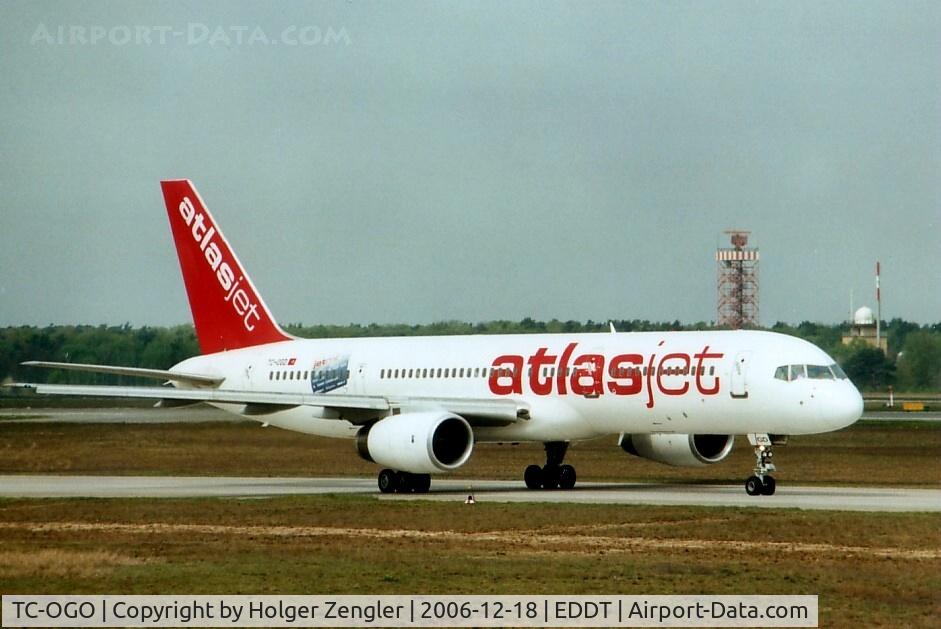 TC-OGO, 2005 Airbus A320-232 C/N 2423, On the way to Antalya