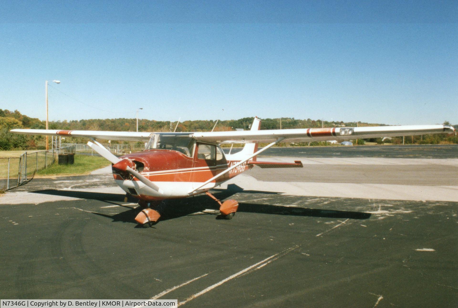 N7346G, 1970 Cessna 172K Skyhawk C/N 17259046, Waiting for Gas