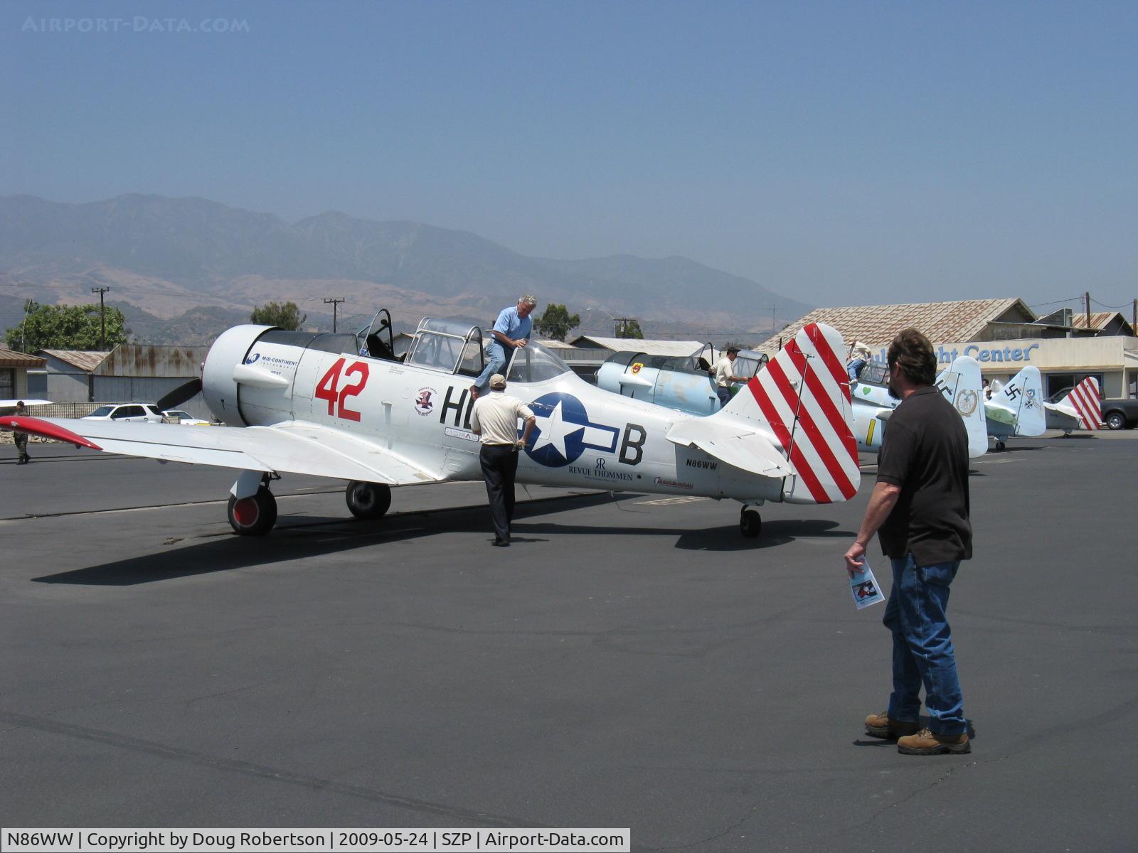 N86WW, 1956 North American SNJ-4 Texan C/N 88-12291, 1956 North American SNJ-4 'Sugarfoot' of the Condor Squadron, P&W R-1340 AN-1 550 Hp