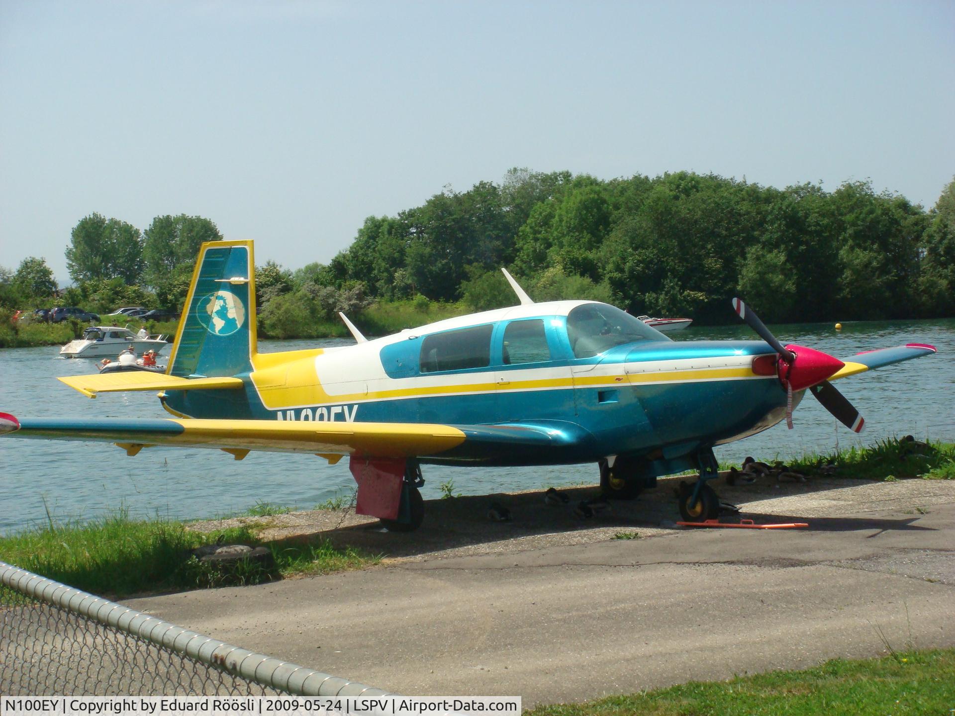 N100EY, 1984 Mooney M20K C/N 25-0802, Taken at Airport Wangen Lachen (Switzerland)