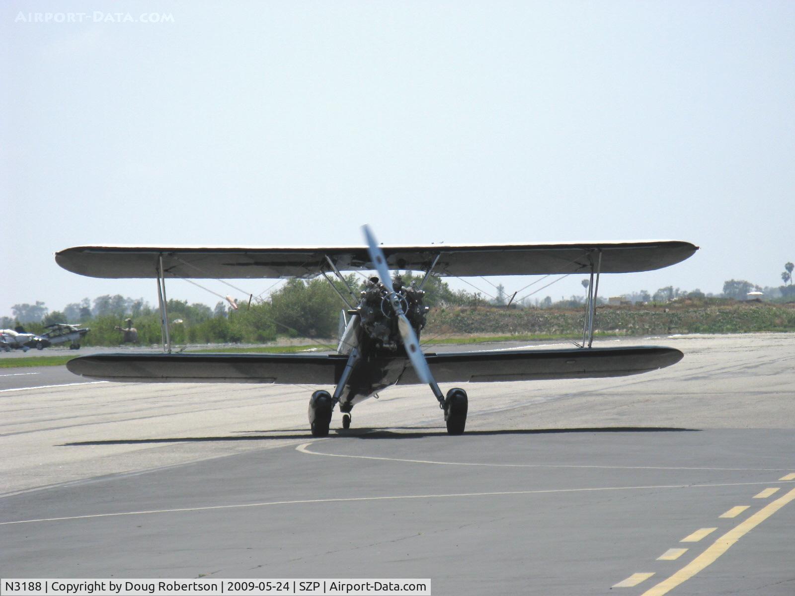 N3188, 1945 Boeing B75N1 C/N 75-2599, 1945 Boeing Stearman N2S-1 as B75N1 ex Steve McQueen, Continental W-670 220 Hp, taxi