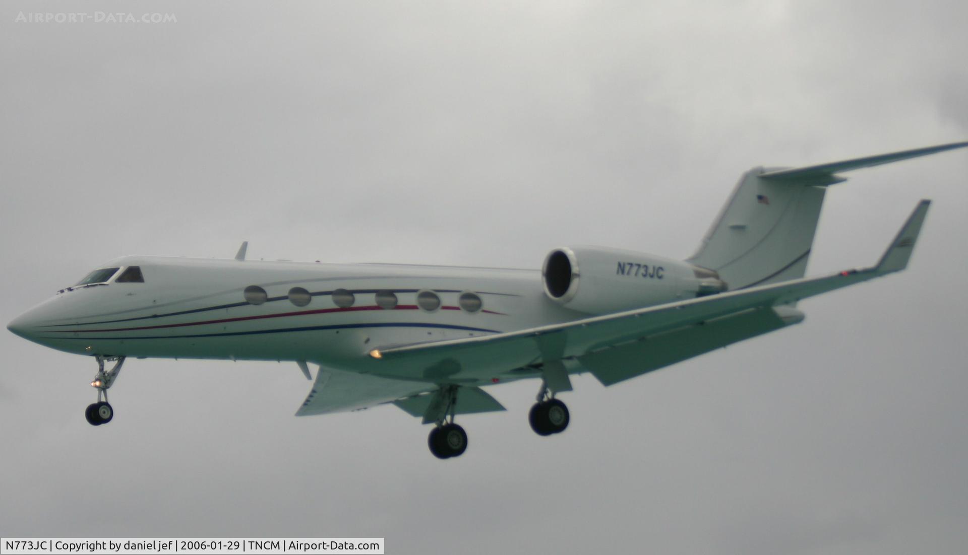 N773JC, 1988 Gulfstream Aerospace G-IV C/N 1066, Landing 10