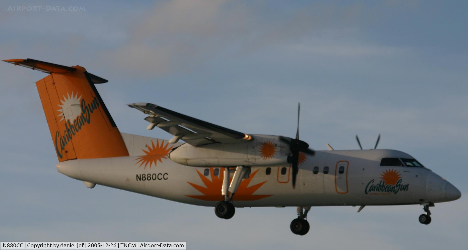 N880CC, 1991 De Havilland Canada DHC-8-106 Dash 8 C/N 277, Landing 10