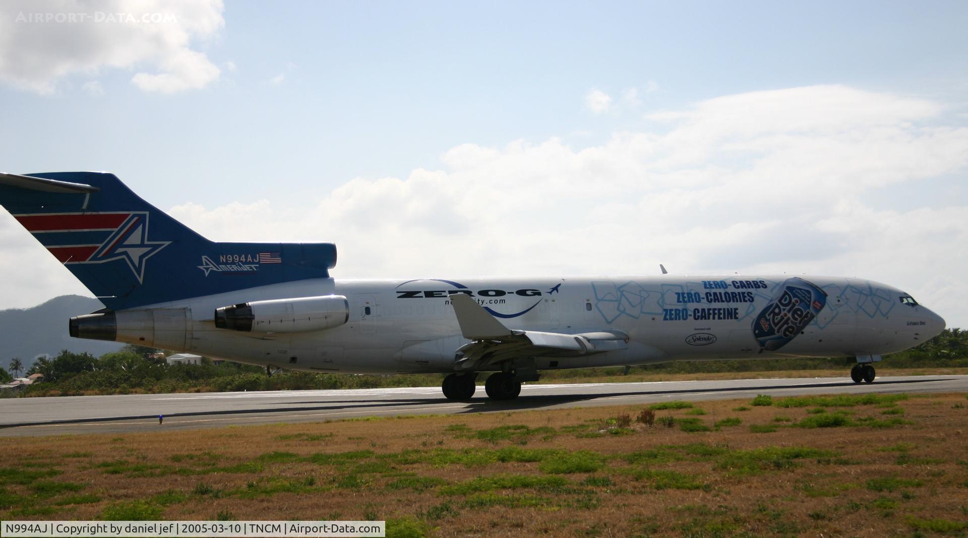 N994AJ, 1975 Boeing 727-233F C/N 20942, taxing runway 10