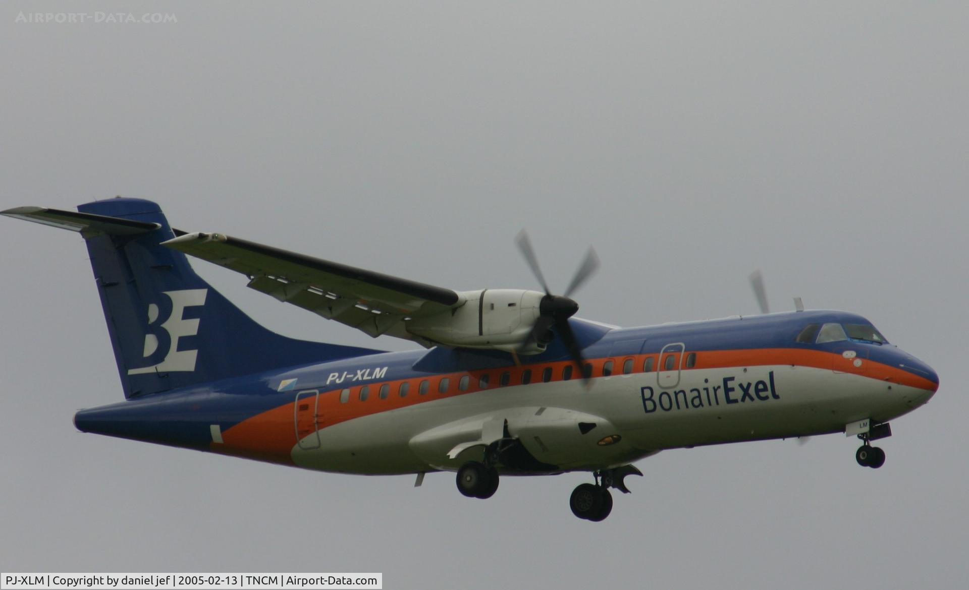 PJ-XLM, 1994 ATR 42-320 C/N 378, Landing 10