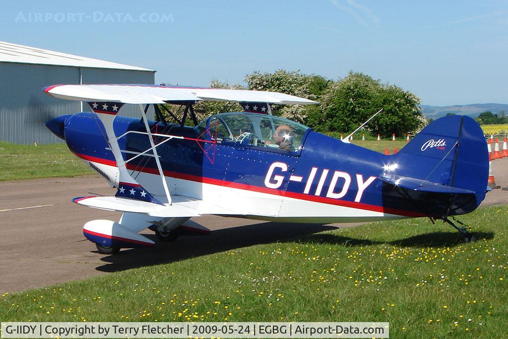 G-IIDY, 1982 Aerotek Pitts S-2B Special C/N 5000, Pitts S-2B at Leicester 2009 May Bank Holiday Fly-in