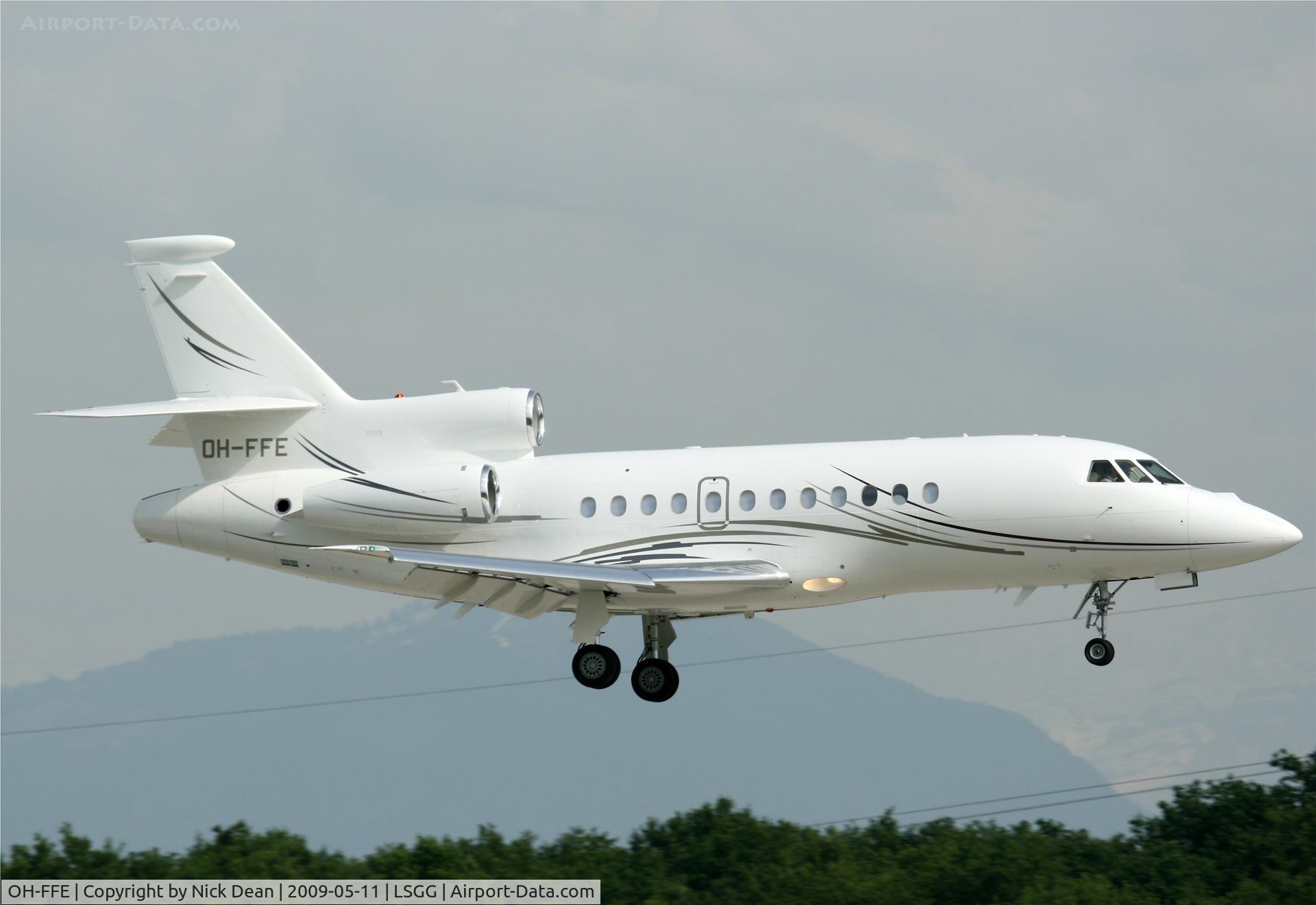 OH-FFE, 2009 Dassault Falcon 900EX C/N 220, LSGG