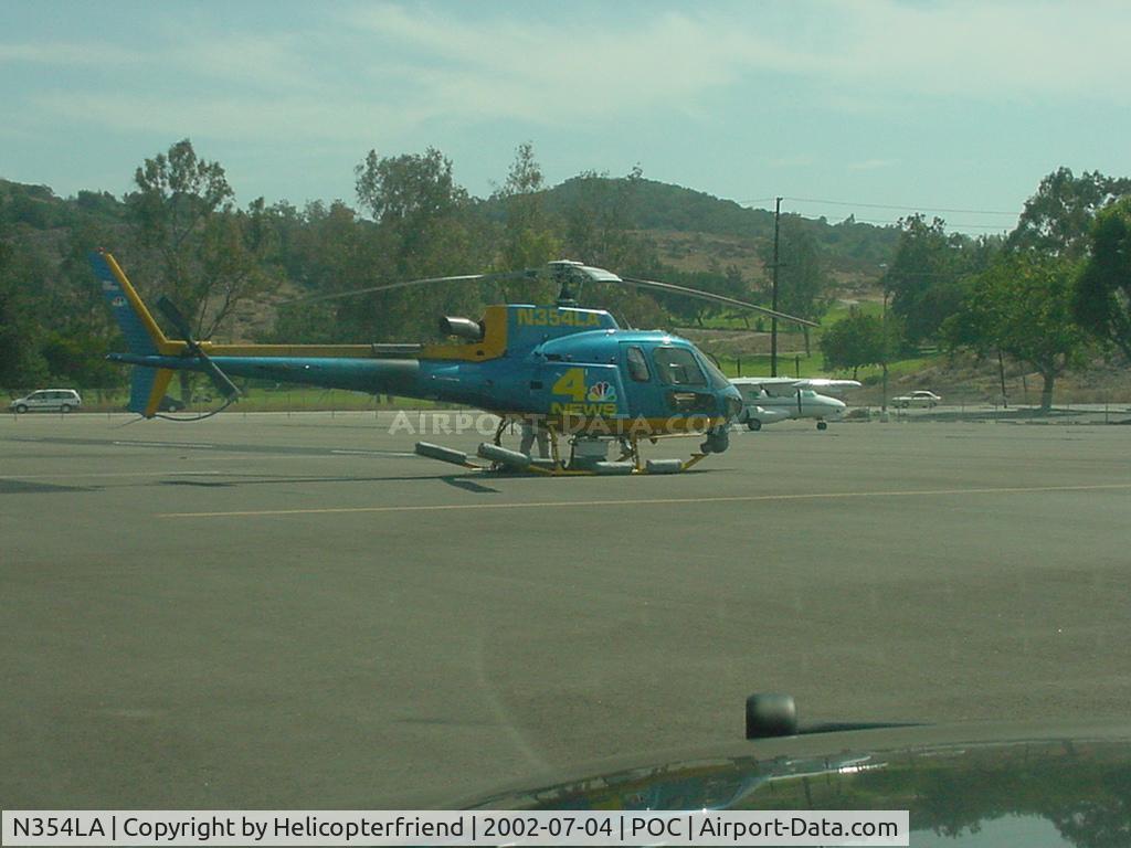 N354LA, Eurocopter AS-350B-3 Ecureuil Ecureuil C/N 3285, Taking a break at Brackett