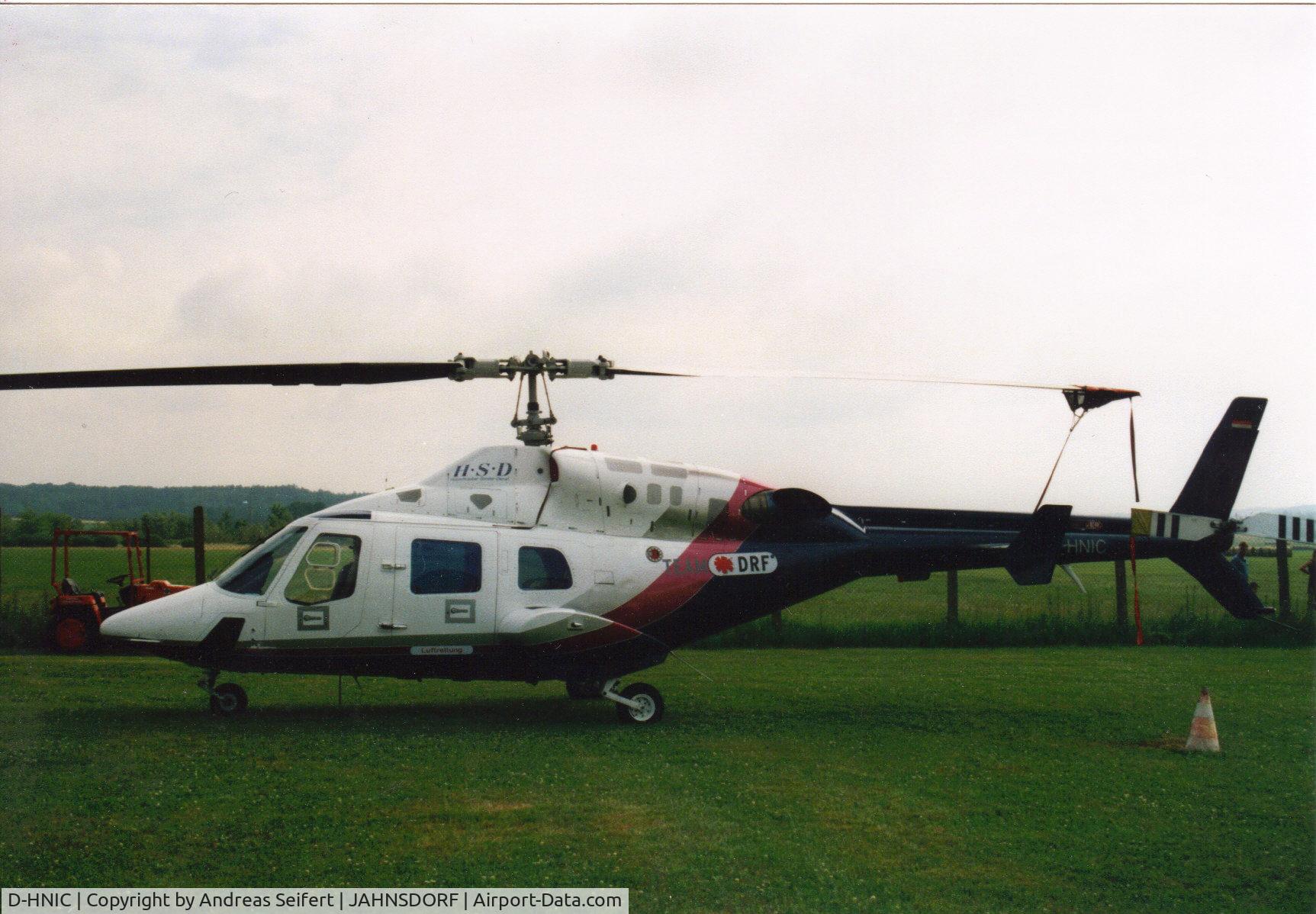 D-HNIC, 1983 Bell 222B C/N 47142, Jahnsdorf 2000