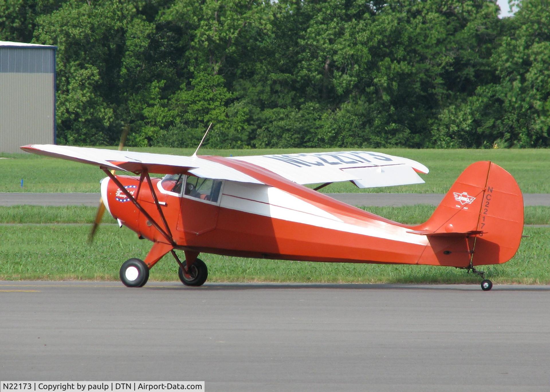 N22173, 1939 Aeronca 65-C C/N C2759, Taxiing to its hanger after landing at Downtown Shreveport.
